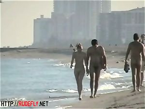 voyeurism at a super-steamy naturist couple on the beach